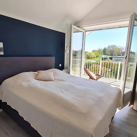 With 2 Bedrooms
